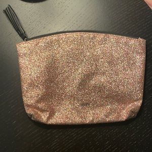 Ipsy makeup bag
